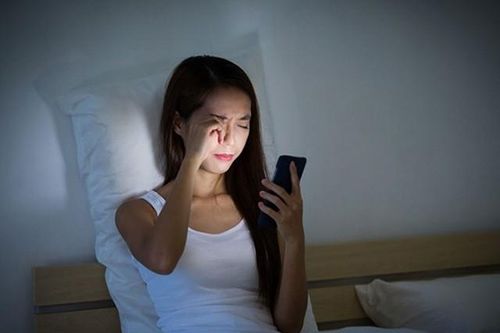 Làm điều đơn giản này khi ngủ, thận tổn thương nặng