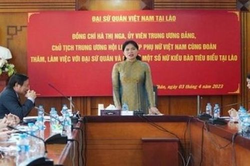 Phụ nữ Việt Nam tại Lào ngày càng gắn kết, mở rộng và phát triển