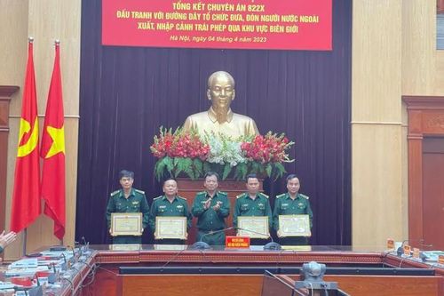 Tổng kết chuyên án đấu tranh với đường dây tổ chức, đưa, đón người nước ngoài xuất, nhập cảnh trái phép qua khu vực biên giới