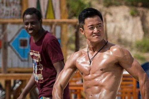 Bên trong lớp học 'làm đàn ông đích thực' ở Trung Quốc thú vị như thế nào?