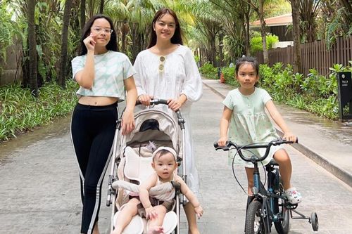 Vóc dáng tuổi thiếu nữ của con gái Phạm Quỳnh Anh lấn lướt cả mẹ