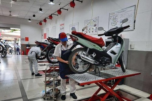 Những phụ tùng cần thay thế định kỳ khi bảo dưỡng xe máy