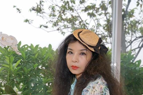 Nhà văn/Dịch giả Khánh Phương ra mắt sách song ngữ 'Vị tướng kết tinh tâm ngôn giữa đời thường'