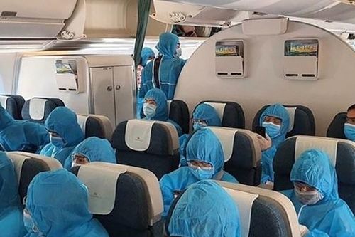 Cán bộ Cục Hàng không Việt Nam nhận hối lộ để cấp phép bay vượt quá số khách được duyệt