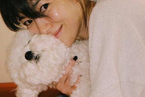 Song Hye Kyo khoe nhan sắc ít son phấn ở tuổi tứ tuần