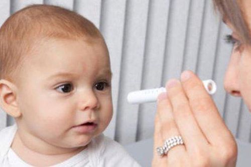 Nhận biết và điều trị sớm đục thủy tinh thể ở trẻ tránh các biến chứng nguy hiểm