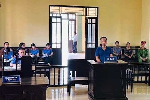 Lĩnh án 36 tháng tù vì hành vi gây tai nạn xong bỏ trốn