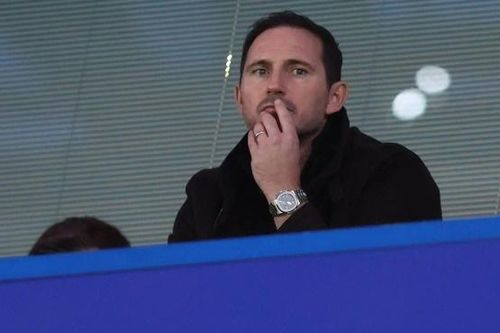 Lampard gây chú ý khi trở lại Stamford Bridge
