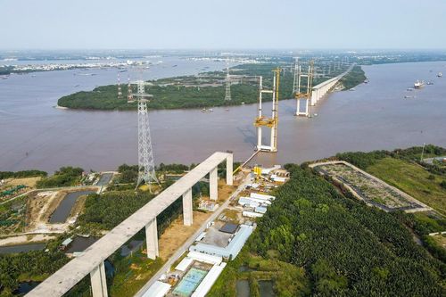 Bộ GTVT kiến nghị Chính phủ gỡ nút thắt cao tốc Bến Lức - Long Thành