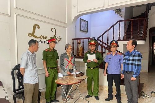 Bắt tạm giam nguyên Phó Giám đốc Sở Tài nguyên và Môi trường tỉnh Hà Nam