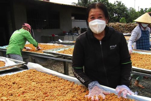 'Vị ngọt' muối tôm ớt Tây Ninh