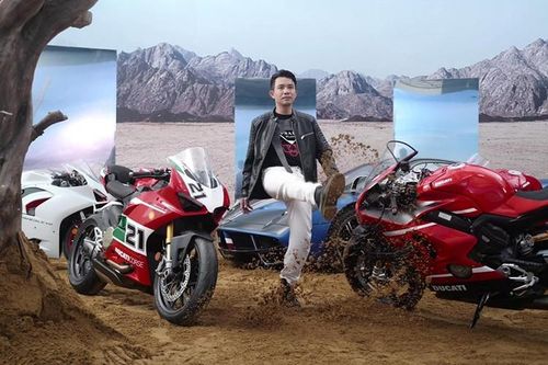 'Soi' bộ sưu tập siêu môtô Ducati hơn 10 tỷ đồng của Minh Nhựa
