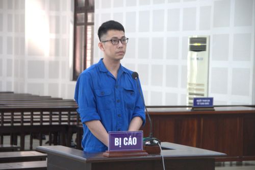 Nhân viên siêu thị điện máy chiếm đoạt tiền tỷ của công ty