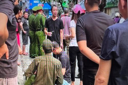 Truy tìm tài xế hất văng cán bộ Công an phường lên nắp capo