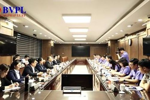 VKSND cấp cao tại Hà Nội làm việc với Đoàn đại biểu VKSND tối cao Lào