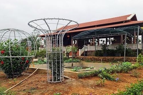 Tiếp cận dinh thự 'khủng' trên đất chưa có sổ đỏ của phó bí thư huyện ủy đất Quảng