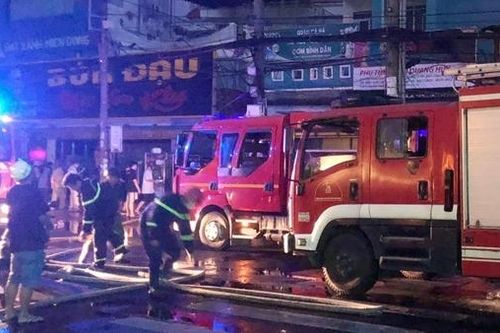 Một người tử vong trong vụ cháy quán phở gần Bến xe Miền Đông cũ