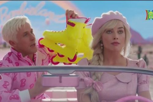 Phim về búp bê Barbie phiên bản người thật tung trailer