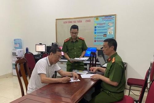 Khởi tố hình sự lái xe gây tai nạn giao thông liên hoàn tại ngã tư Võ Chí Công - Xuân La.