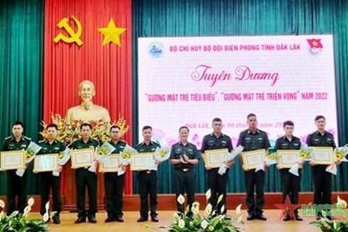 Bộ đội Biên phòng tỉnh Đắk Lắk tổ chức Tọa đàm và tuyên dương 'Gương mặt trẻ tiêu biểu'