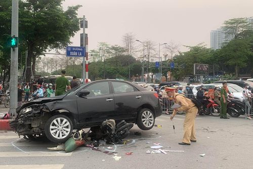 Chủ tịch Hà Nội chỉ đạo khắc phục hậu quả vụ TNGT nghiêm trọng