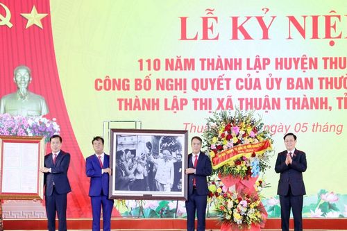 Công bố nghị quyết thành lập thị xã Thuận Thành (Bắc Ninh)