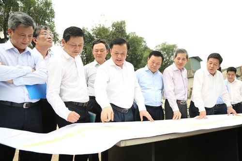 Hà Nội gỡ khó dự án đường Vành đai 1