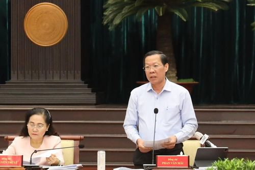 Kinh tế TP HCM tăng trưởng thấp trong quý I/2023: Chủ tịch UBND TP nêu nguyên nhân