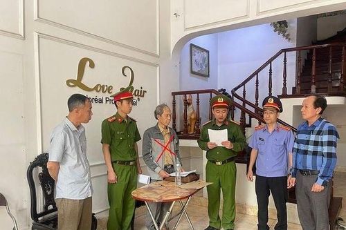 Nguyên Phó Giám đốc Sở Tài nguyên và Môi trường tỉnh Hà Nam bị bắt