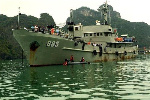 Vụ máy bay rơi ở Hạ Long: Huy động lực lượng, phương tiện tìm kiếm nạn nhân cuối cùng