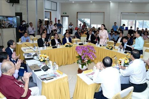 Xây dựng thương hiệu quốc gia cho nông sản Việt bắt đầu từ đâu?