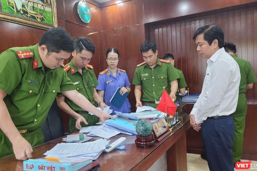 Đà Nẵng: Bắt nguyên Chủ tịch UBND quận Cẩm Lệ vì nhận hối lộ