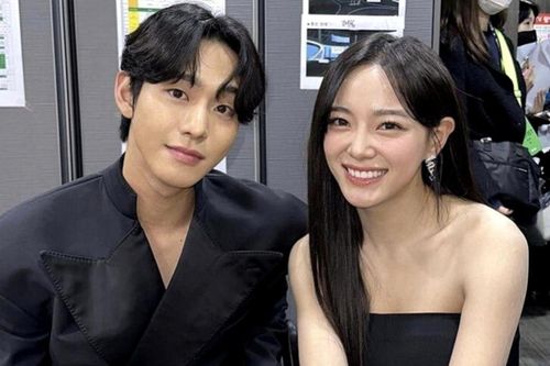 Ahn Hyo Seop công khai hẹn hò bạn gái mới, Kim Se Jeong chỉ còn là quá khứ