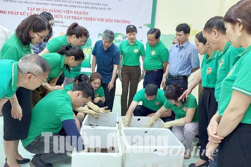 Trang bị phương pháp xử lý rác thải hữu cơ thân thiện với môi trường