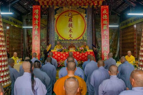 Đồng Tháp: Đại giới đàn Trí Tịnh tấn đàn truyền giới cho các giới tử