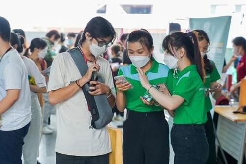 TP Hồ Chí Minh cần hơn 67.000 vị trí làm việc trong quý 2/2023