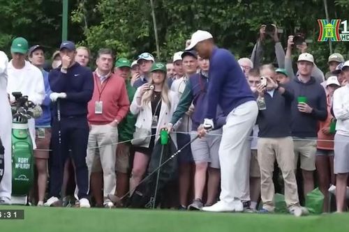 Tiger Woods chuẩn bị cho The Masters 2023