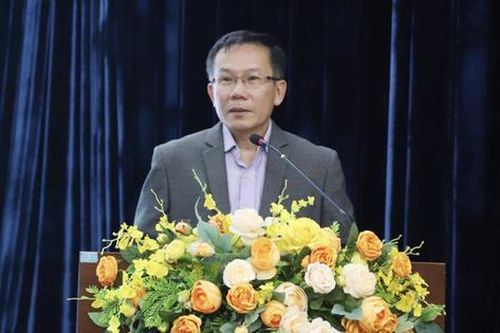 Giáo sư Nguyễn Ngọc Thành được Tổng thống Ba Lan tặng Huân chương Công trạng hạng Nhất