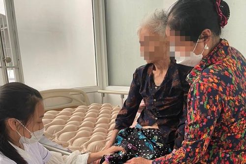 Bị gãy cổ xương đùi, cụ bà 88 tuổi suýt mất mạng vì tin lời lang băm