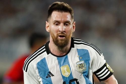 Tương lai khó đoán của Messi