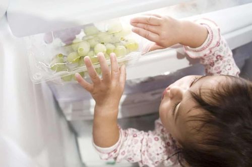 Cách xử lý khi trẻ hóc dị vật