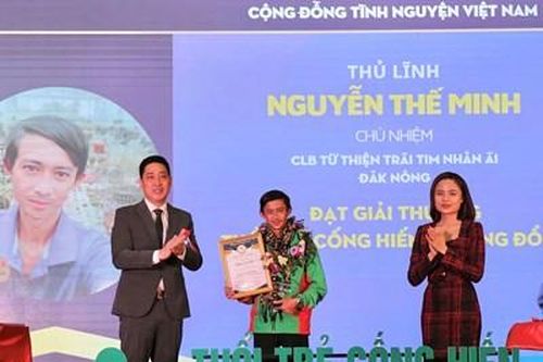 Chàng trai kém may mắn nguyện sưởi ấm những mảnh đời bất hạnh