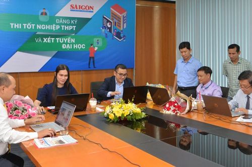 Giải đáp đăng ký thi tốt nghiệp THPT và xét tuyển đại học: Nhiều lựa chọn ngành nghề, chính sách học bổng