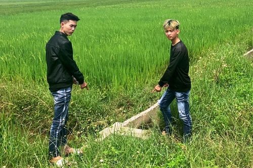 Bắt khẩn cấp 2 đối tượng thực hiện 12 vụ cướp giật tại Quảng Nam
