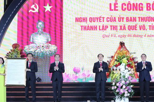 Công bố Nghị quyết thành lập thị xã Quế Võ (Bắc Ninh)