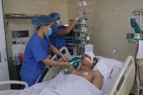 Thông tin mới nhất về sức khỏe của những nạn nhân trong vụ tai nạn liên hoàn tại Xuân La (Hà Nội)
