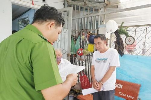 Bắt tạm giam cựu Phó Chánh văn phòng Ban Quản lý các khu công nghiệp tỉnh Hậu Giang
