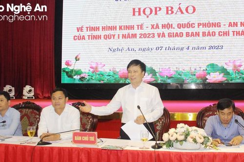 UBND tỉnh tổ chức họp báo tình hình kinh tế - xã hội quý I/2023