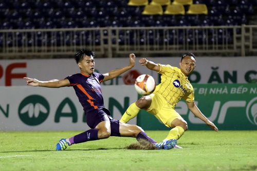 Vòng 5 V.League 2023: Sông Lam Nghệ An hòa Becamex Bình Dương 1-1