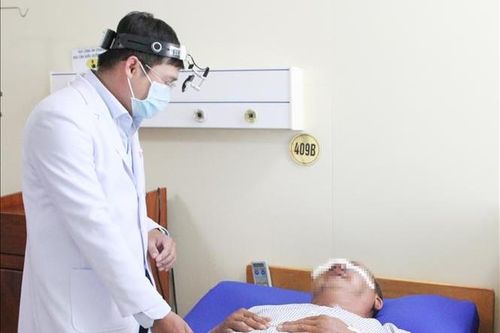 Cấp cứu thành công bệnh nhân bị đứt rời mũi do tai nạn giao thông